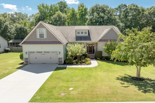 9 KINGSFIELD PL