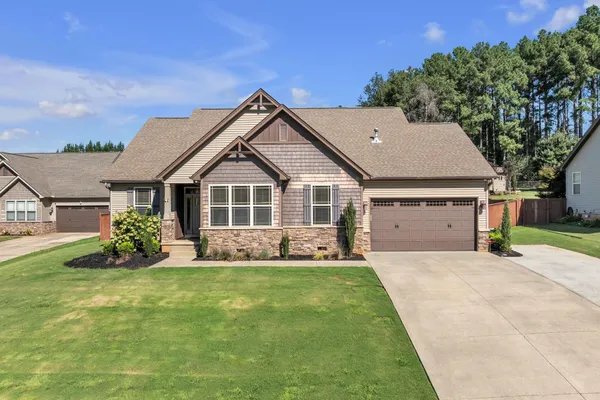 22 PEBBLEBROOK CT