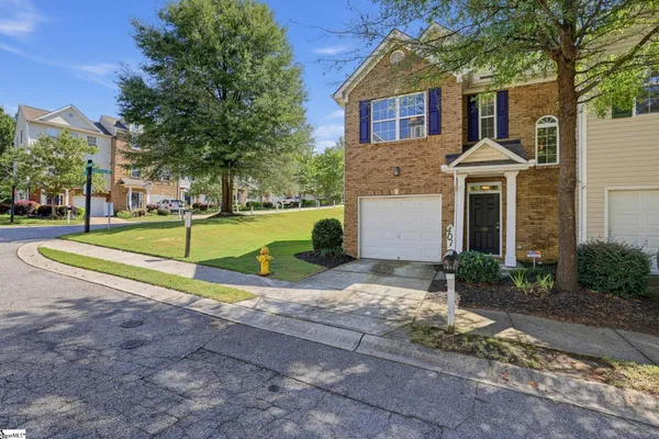 401 WOODBARK CT