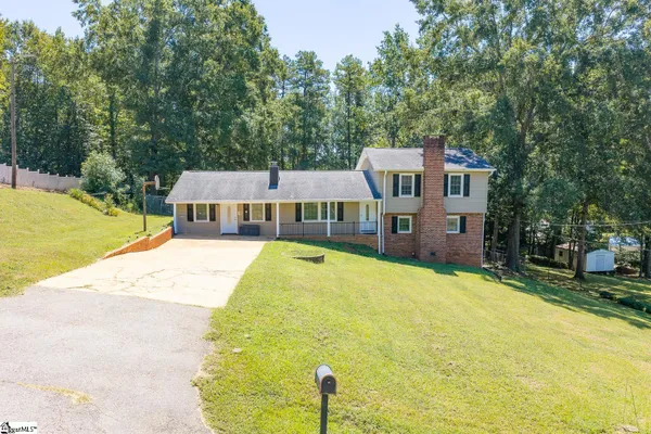 201 KNOLLVIEW DR