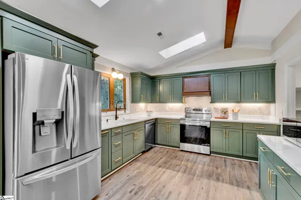 204 FISHBROOK WAY