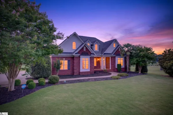 6 IONE CIR