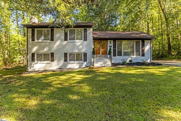 2020 BERRYWOOD LN