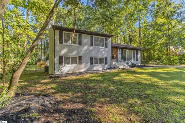 2020 BERRYWOOD LN