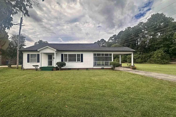 308 ELLENBERG AVE