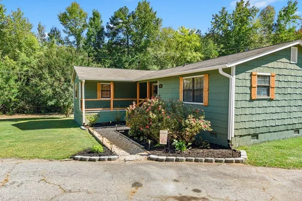 807 GLENN SPRINGS RD