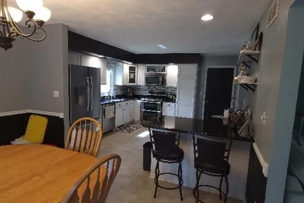 1025 APPALOOSA DR