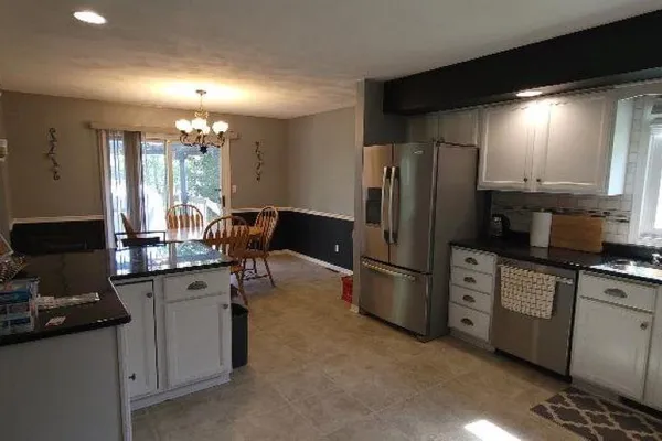 1025 APPALOOSA DR