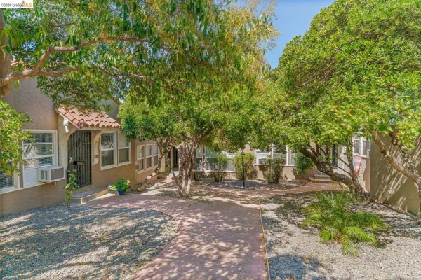 500 H ST