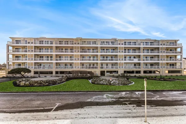 101 W SPRUCE AVE 409