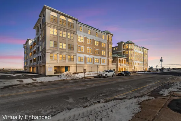 101 W SPRUCE AVE 409