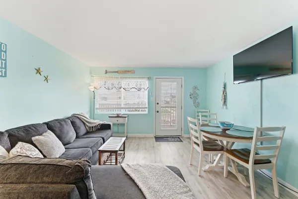 1800 OCEAN AVE 209