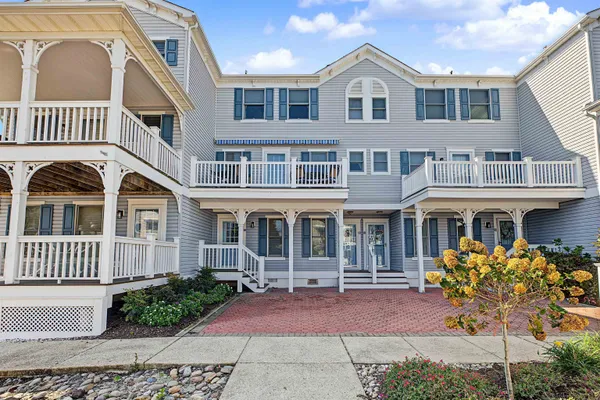 933 COLUMBIA AVE B-7