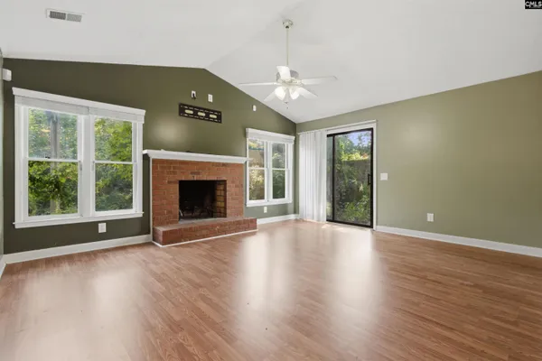 134 VILLAGE WALK