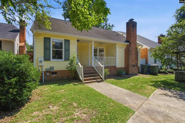 134 VILLAGE WALK