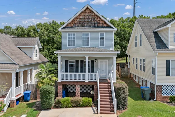 120 CANAL PLACE CIR