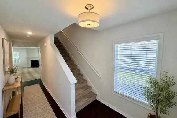 179 TURNFIELD DR
