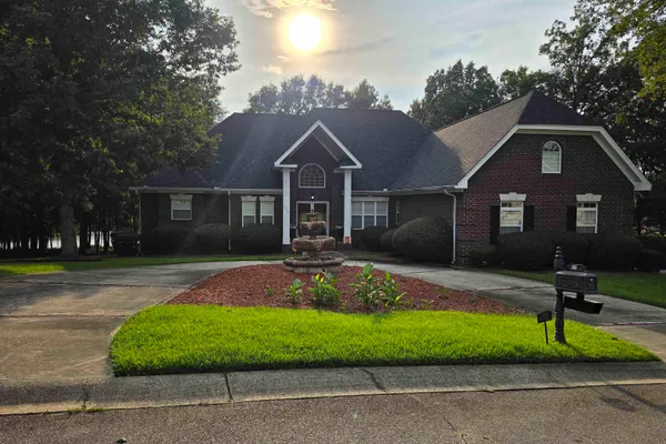 329 GARVEY CIR