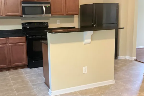22 WINNING COLORS CT