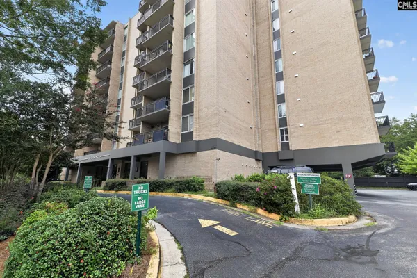619 KING ST 402