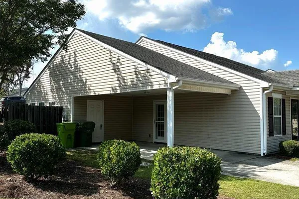 401 ELDERS POND CIR