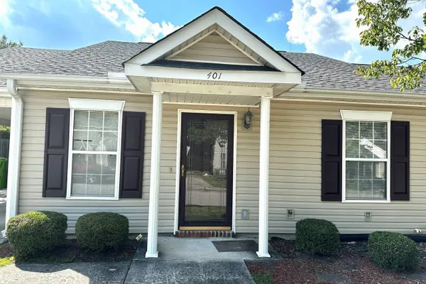 401 ELDERS POND CIR