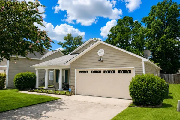 236 FOX SQUIRREL CIR