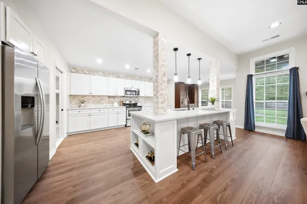 192 KERRY GIBBONS DR