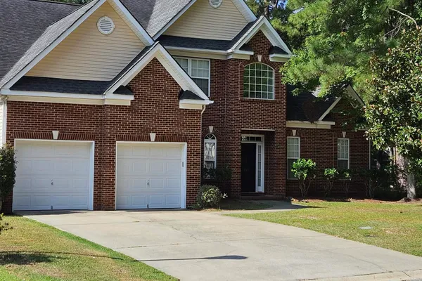 552 ABBEYHILL DR
