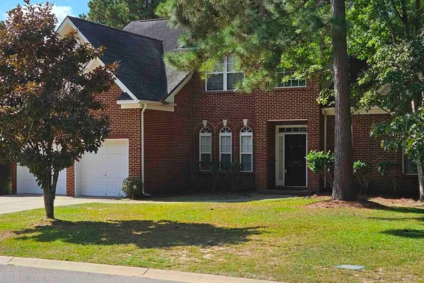 552 ABBEYHILL DR