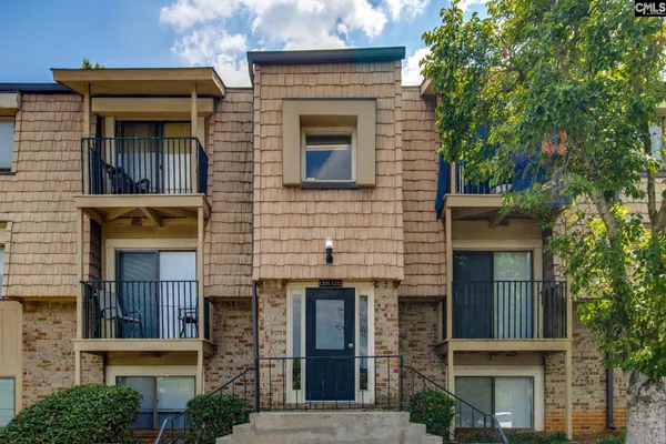 1204 OLD MANOR RD