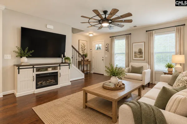 149 CRANBROOK CT