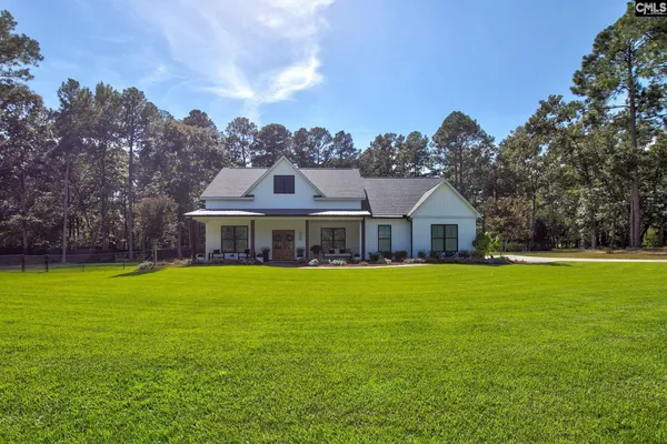 787 WHITE PINES DR