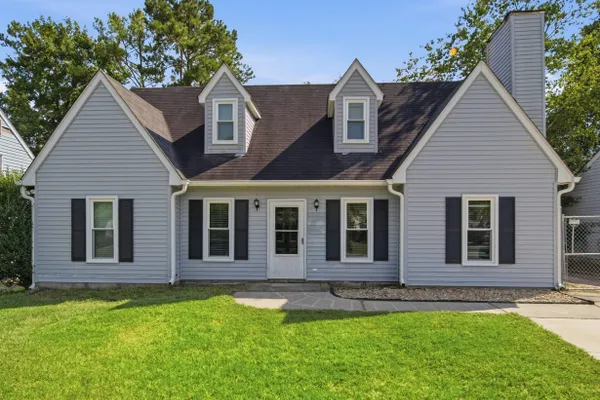 125 AUBURNLEAF DR