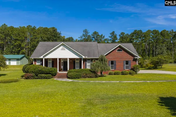 152 BERRY HILL LN