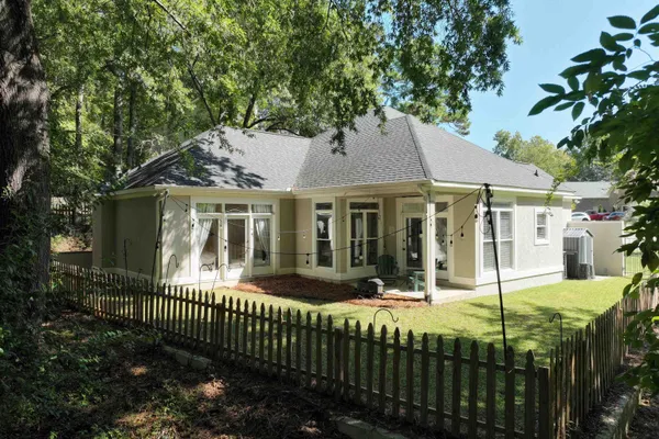 14 SADDLEBACK LEDGE CT