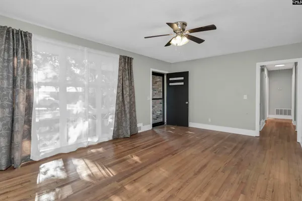 1615 MORNINGHILL DR