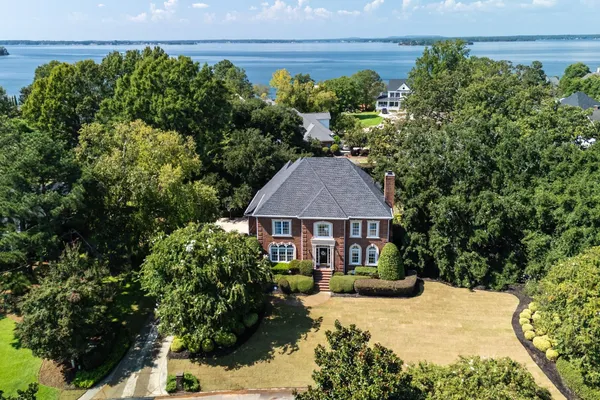 1235 MORNING SHORE DR