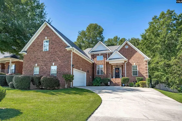 582 VILLAGE CHURCH DR