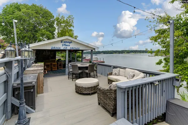 158 SALUDA WATERS PT