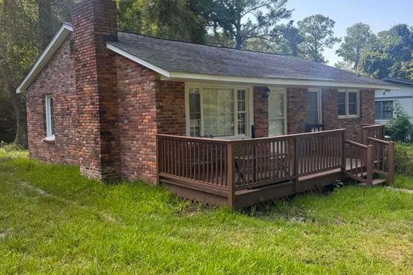161 HORSESHOE CIR