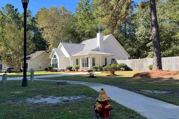 69 ELMWOOD BLVD