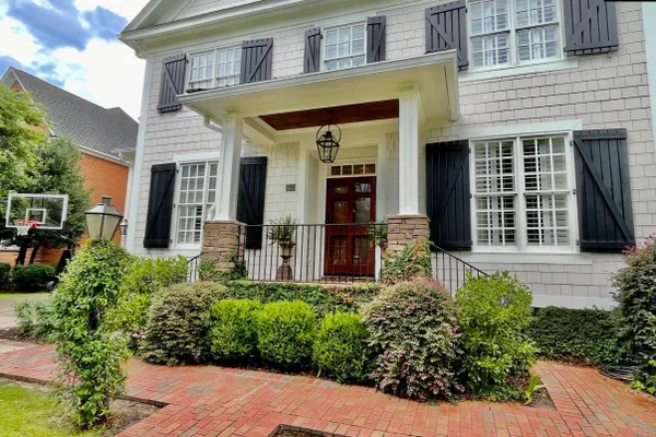 251 ALEXANDER CIR