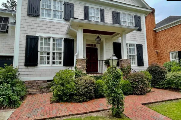 251 ALEXANDER CIR