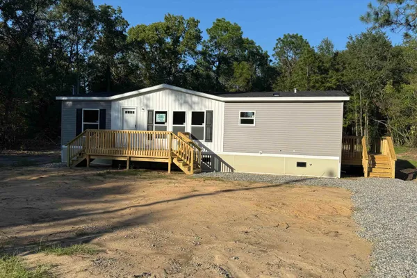 669 CLAY HILL RD