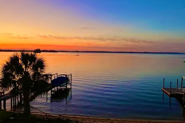 433 BAY POINTE