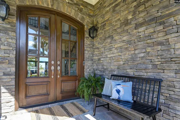 433 BAY POINTE