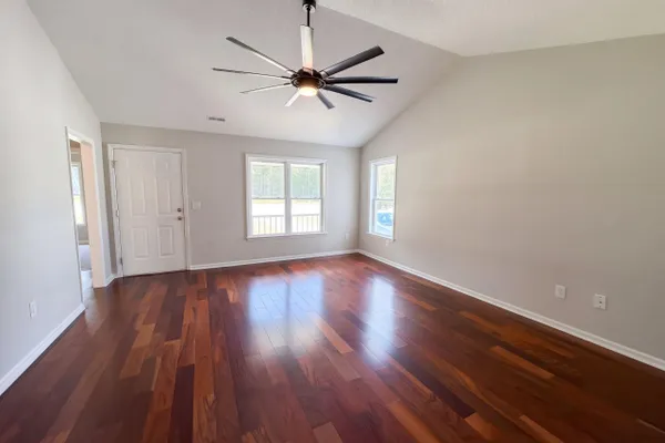 3200 TROTTER RD
