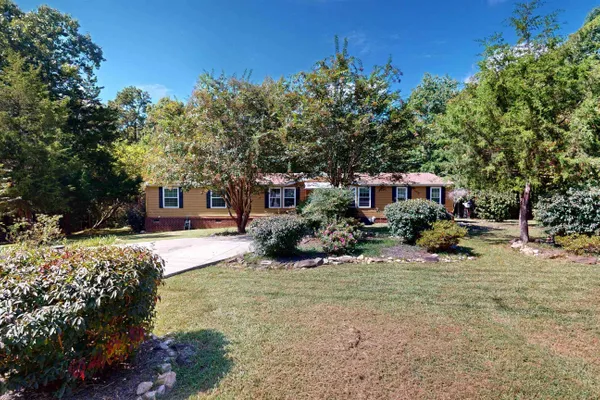 209 SEASE ACRES TRL