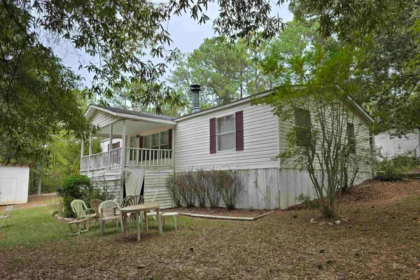 369 FOUR OAKS RD
